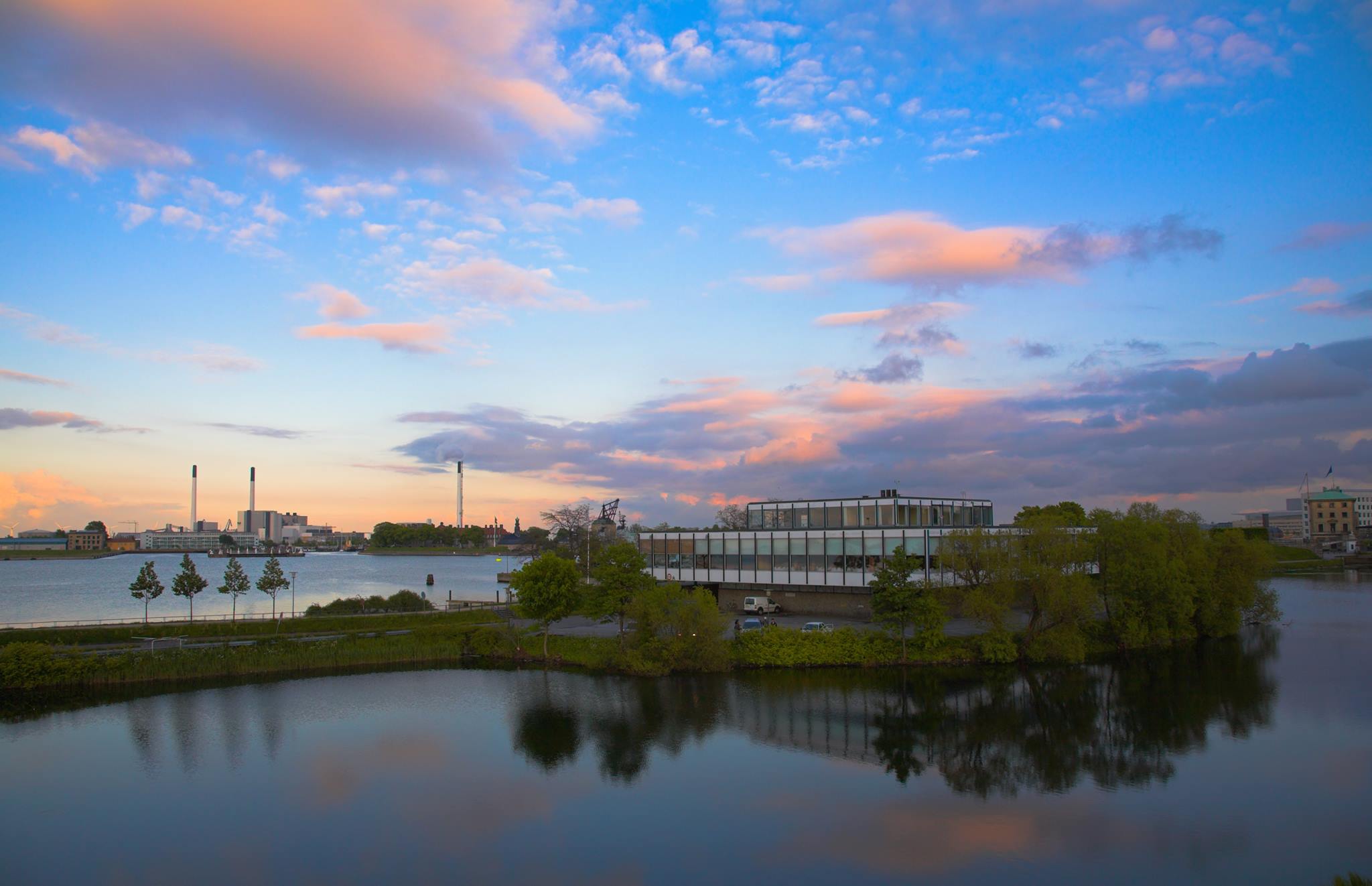 Langelinie Pavillonen at dusk